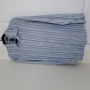 GAP Classic Fit Blue Button Up Top